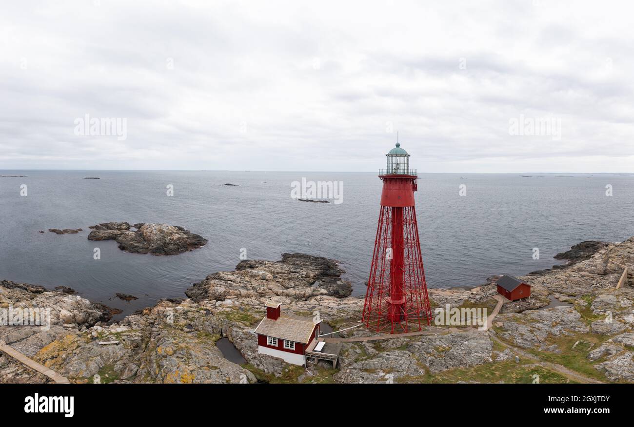 Île de Hamnskar avec phare de Pater Noster Banque D'Images