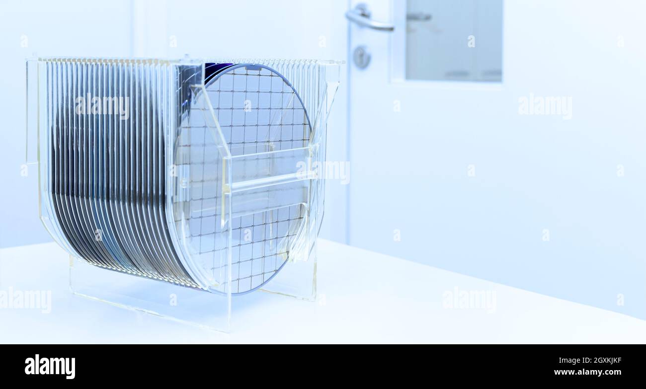 Plaquettes de silicium préparées pour la production de puces.format Banner. Banque D'Images