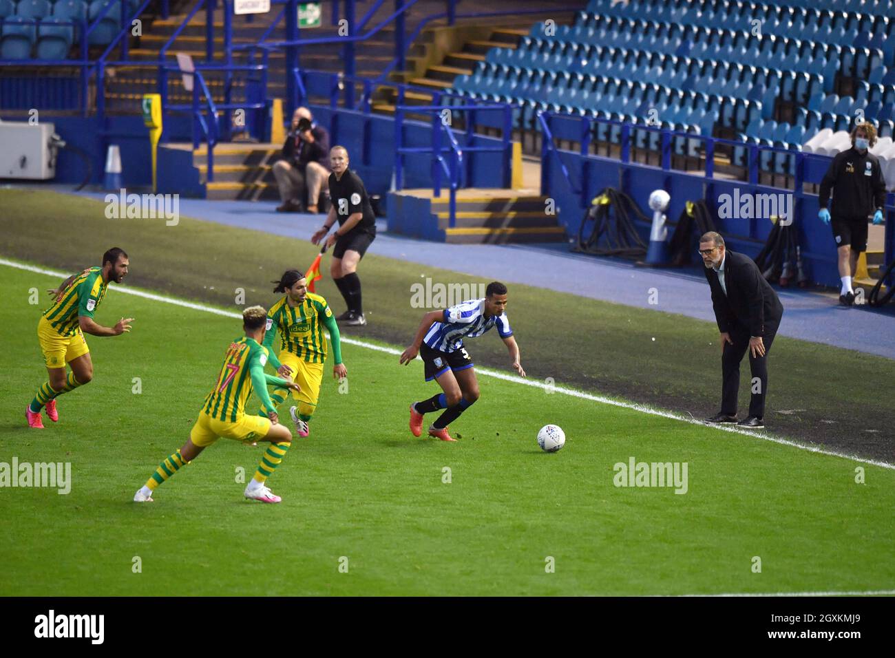 West Bromwich Albion Manager Slaven Bilic regarder-on de la ligne de contact Banque D'Images