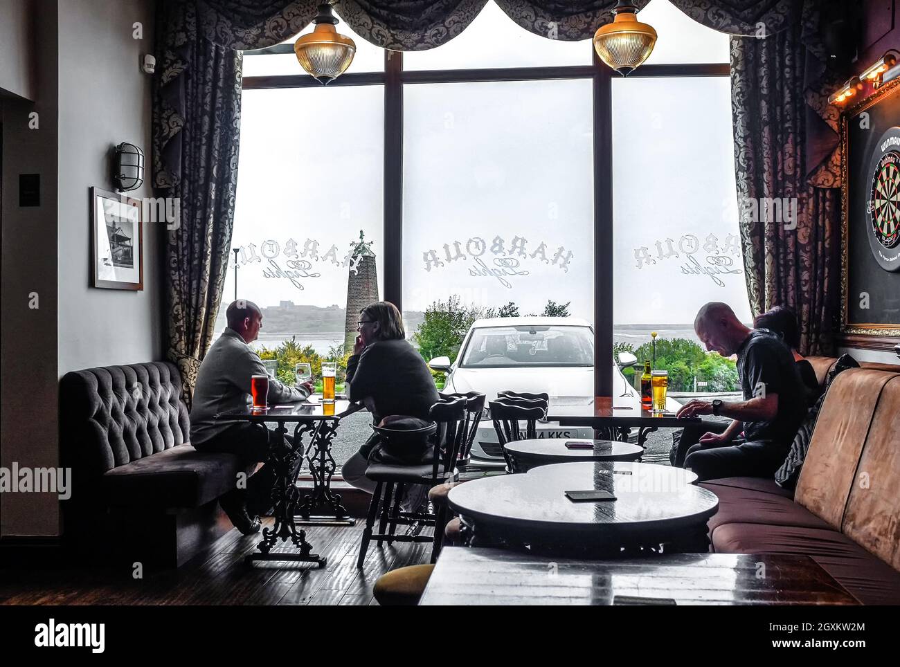 Détente au pub Banque D'Images