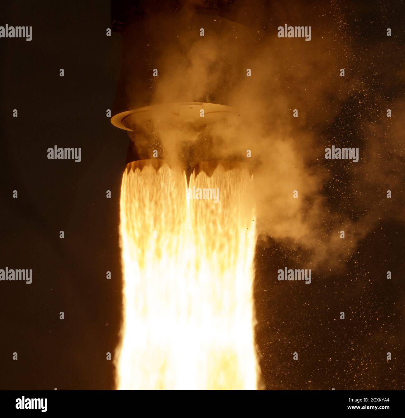 La fusée Atlas V de l'United Launch Alliance et le vaisseau spatial Landsat 9 de la NASA sont lancés à bord du complexe de lancement spatial 3, base spatiale de Vandenberg le 27 septembre 2021 à Lompoc, en Californie. Banque D'Images