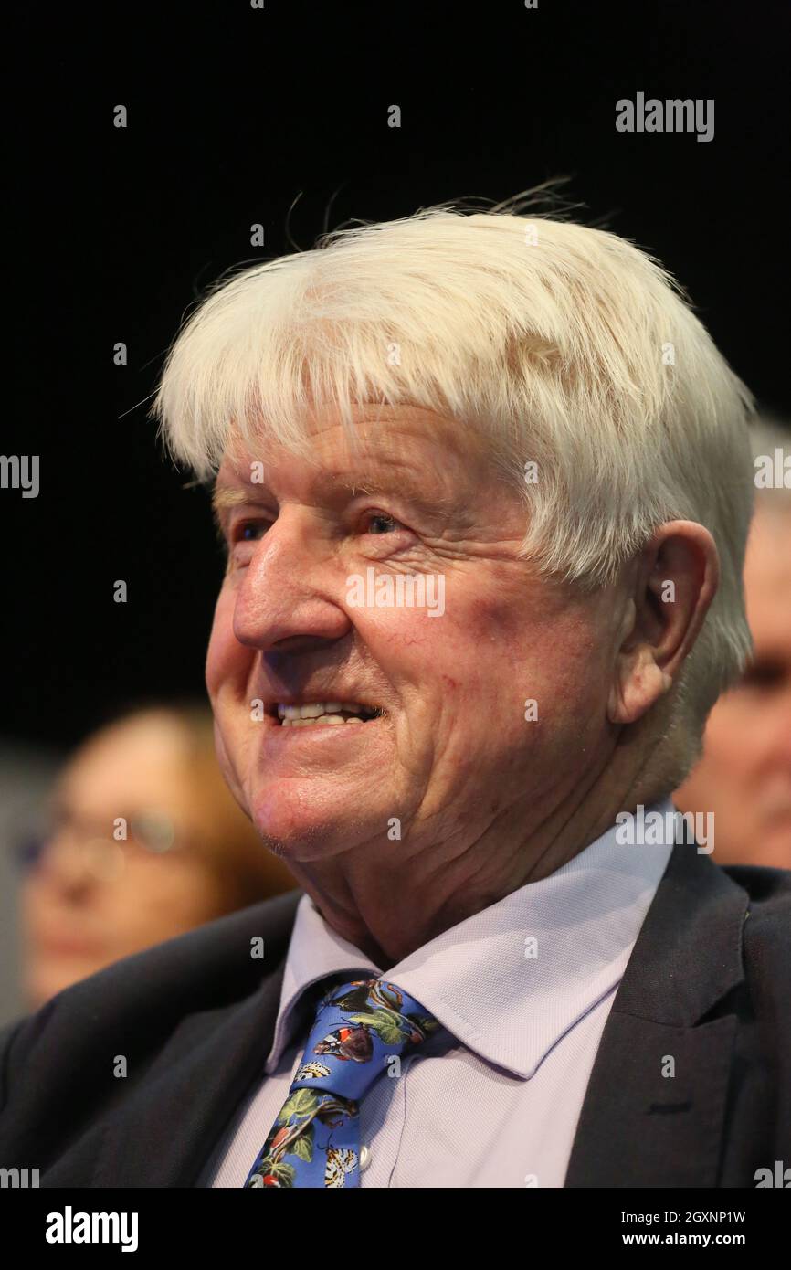 Manchester, Royaume-Uni. 5 octobre 2021 Stanley Johnson, père de Boris Johnson à la Conférence du Parti conservateur. Manchester, Royaume-Uni. Credit: Barbara Cook/Alay Live News Banque D'Images