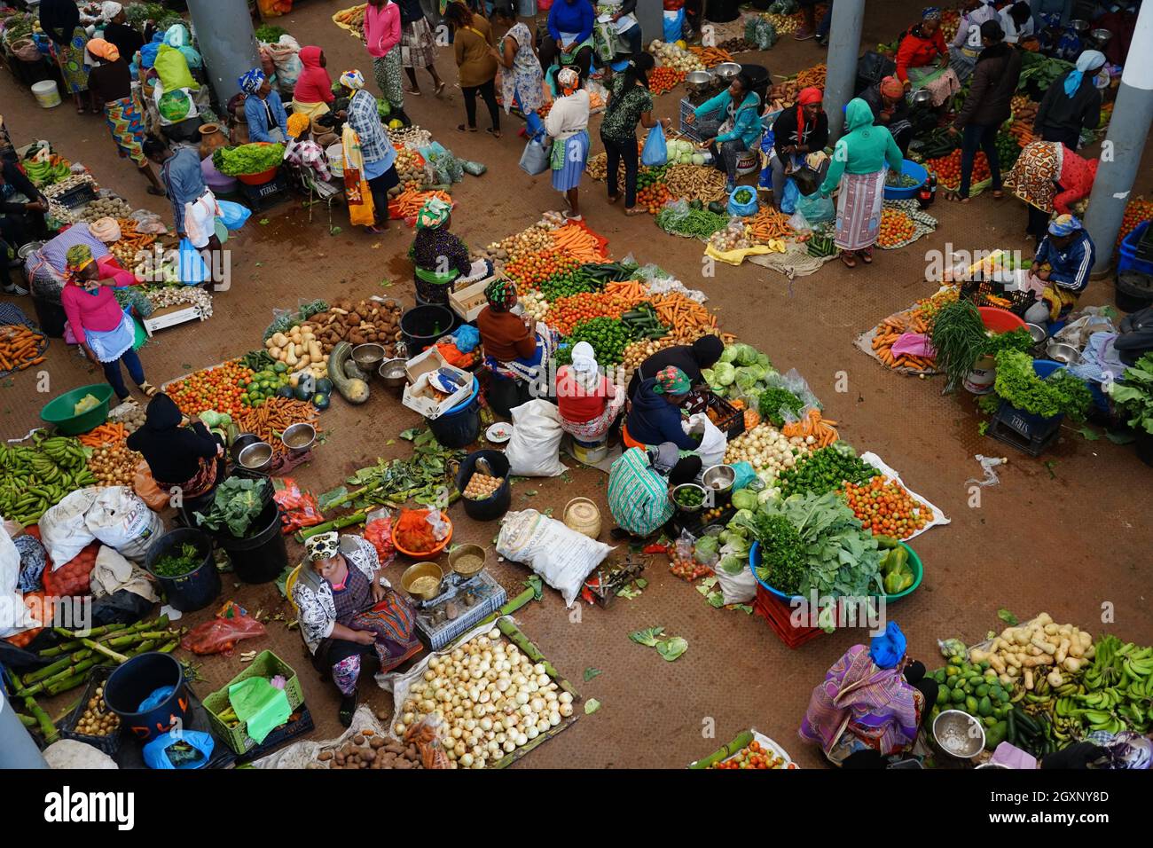 Femme du marché, fruits et légumes, marché, marché hebdomadaire, Assomada,Île de Santiago, Cap-Vert Banque D'Images