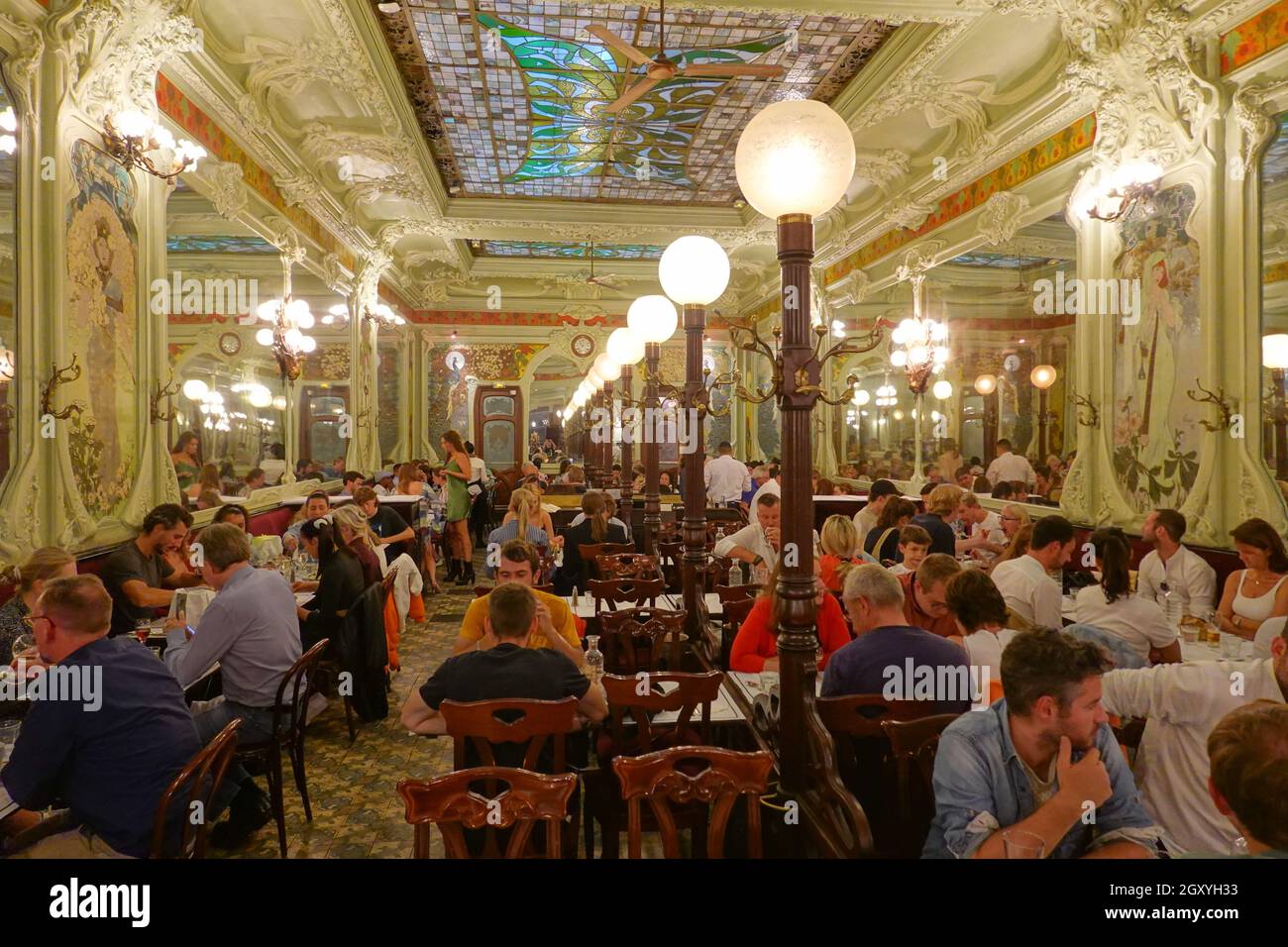 Brasserie bouillon paris Banque de photographies et d’images à haute