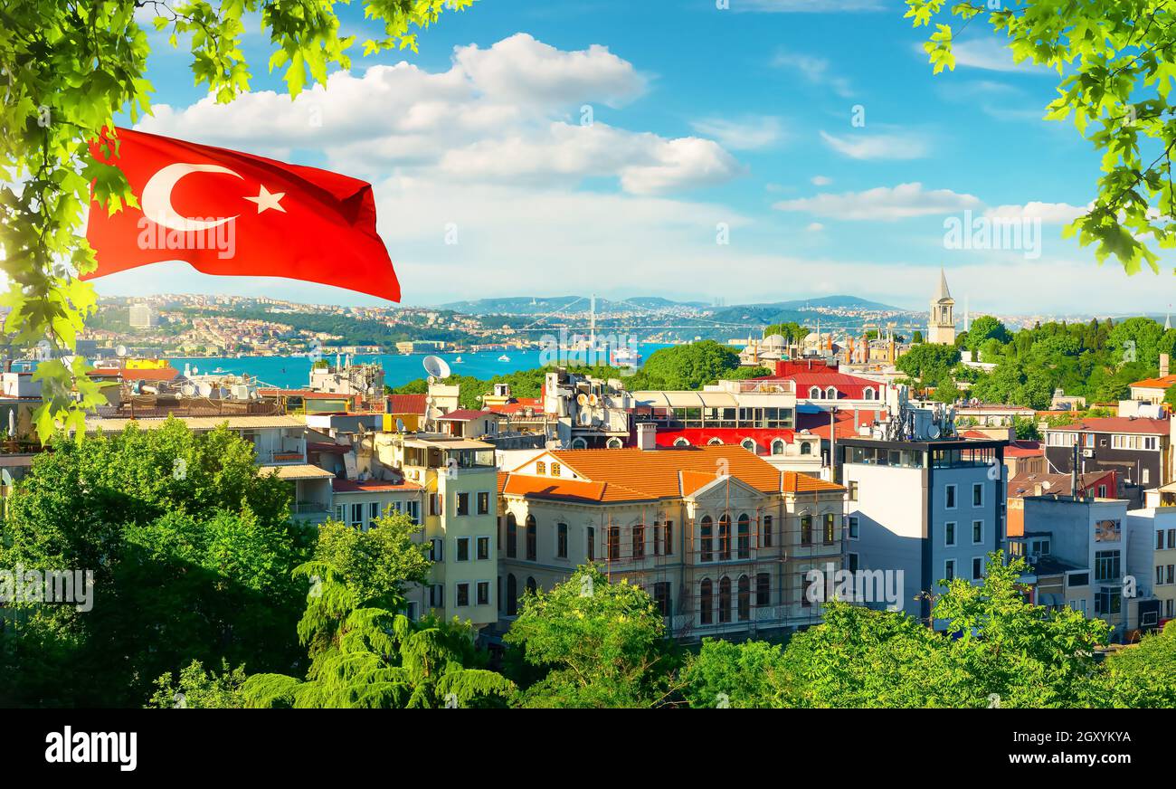 Vue sur la ville d'Istanbul avec vue sur le bosphore Banque D'Images