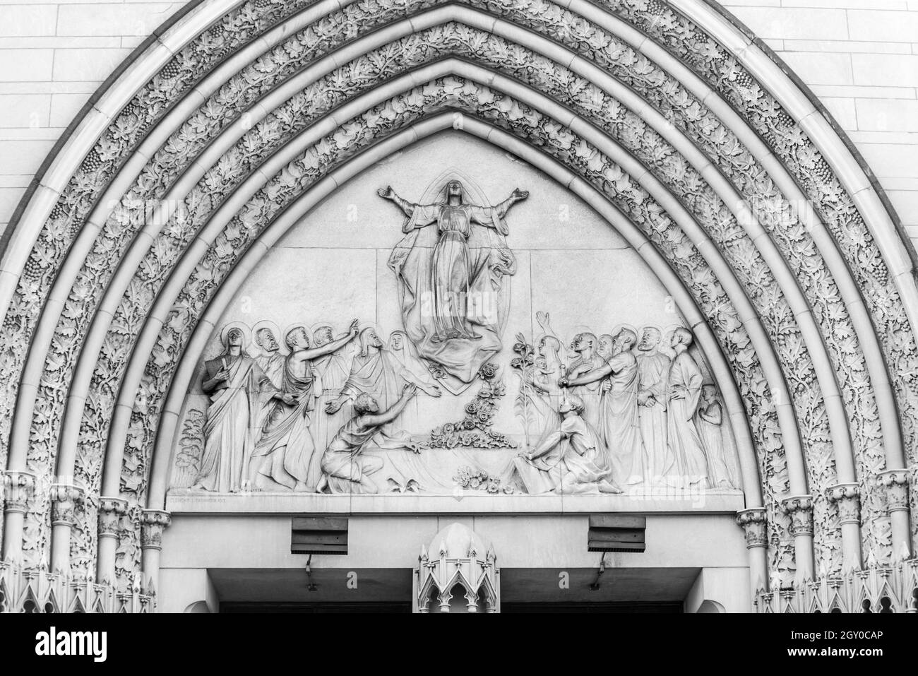 Arche de porte - Cathédrale Basilique de l'Assomption - Covington - Kentucky Banque D'Images