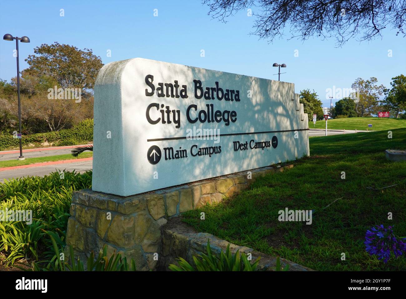 Entrée du Santa Barbara City College, Cliff Drive, Santa Barbara, Californie Banque D'Images