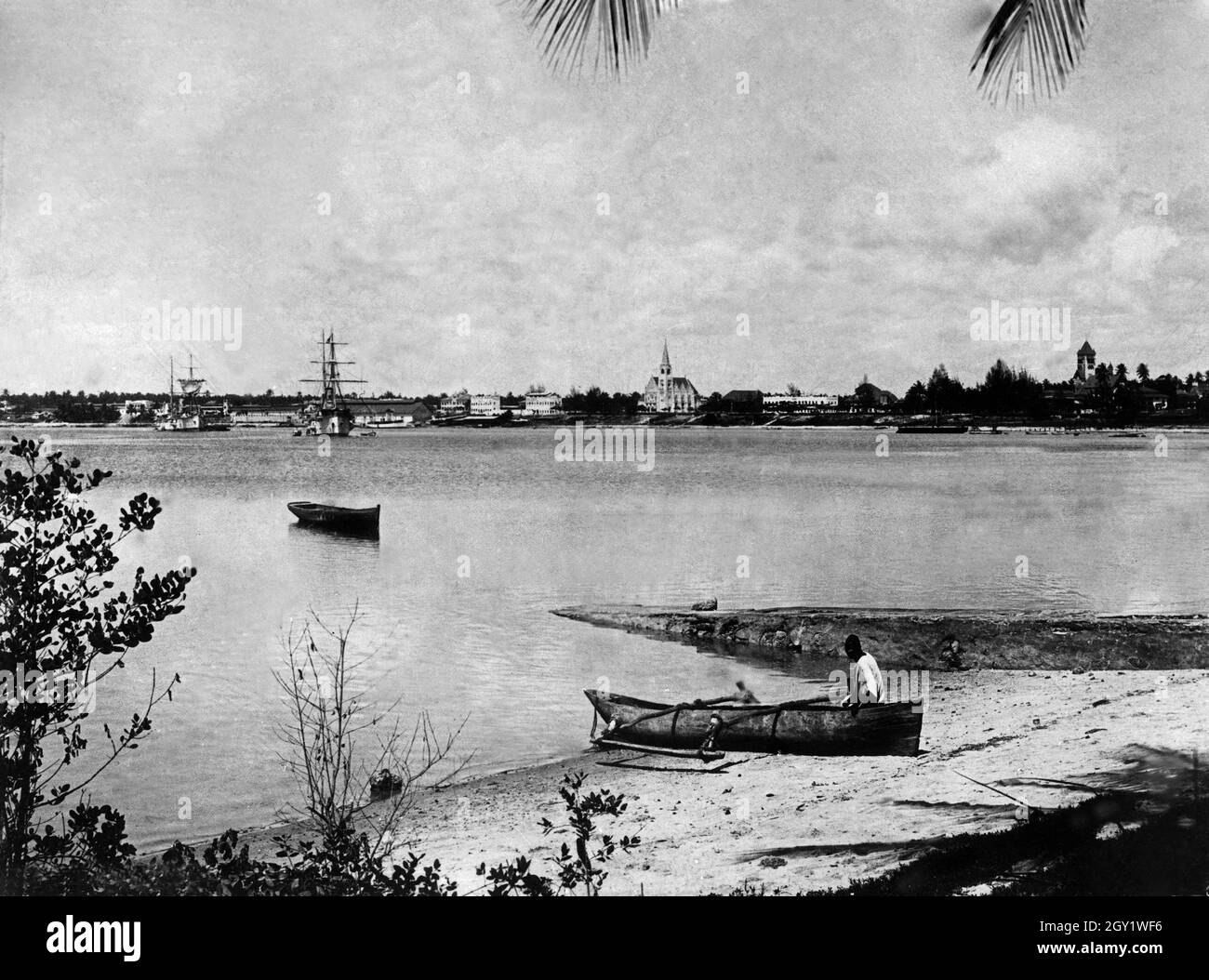 Blick auf die Bucht von Dar es Salam, Deutsch-Ostafrika 1900er Jahre. Vue sur la baie de Dar es Salam, Afrique de l'est allemande des années 1900. Banque D'Images