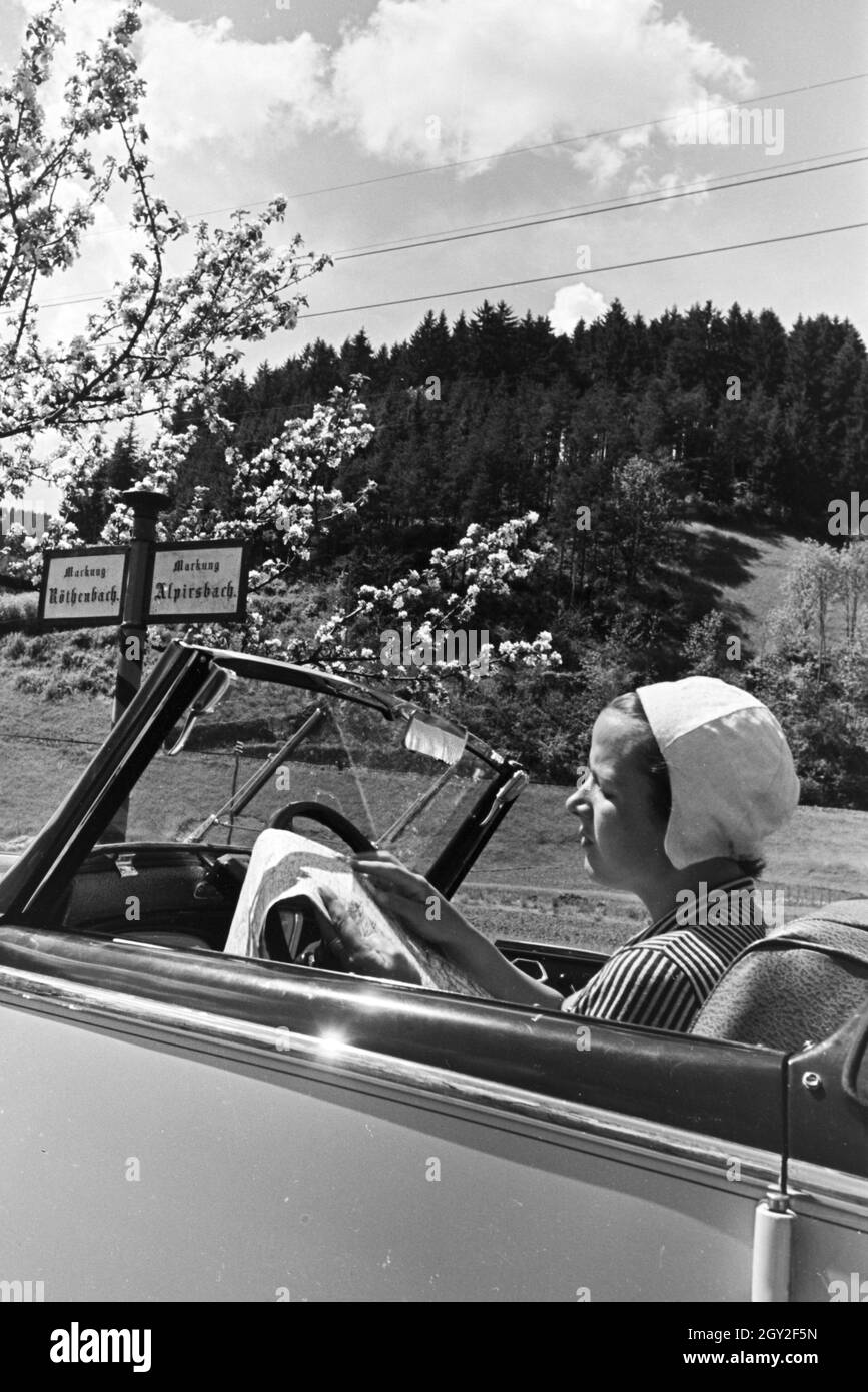 Ein Ausflug in den Schwarzwald, Deutsches Reich 1930er Jahre. Une excursion dans la Forêt-Noire, Allemagne 1930. Banque D'Images