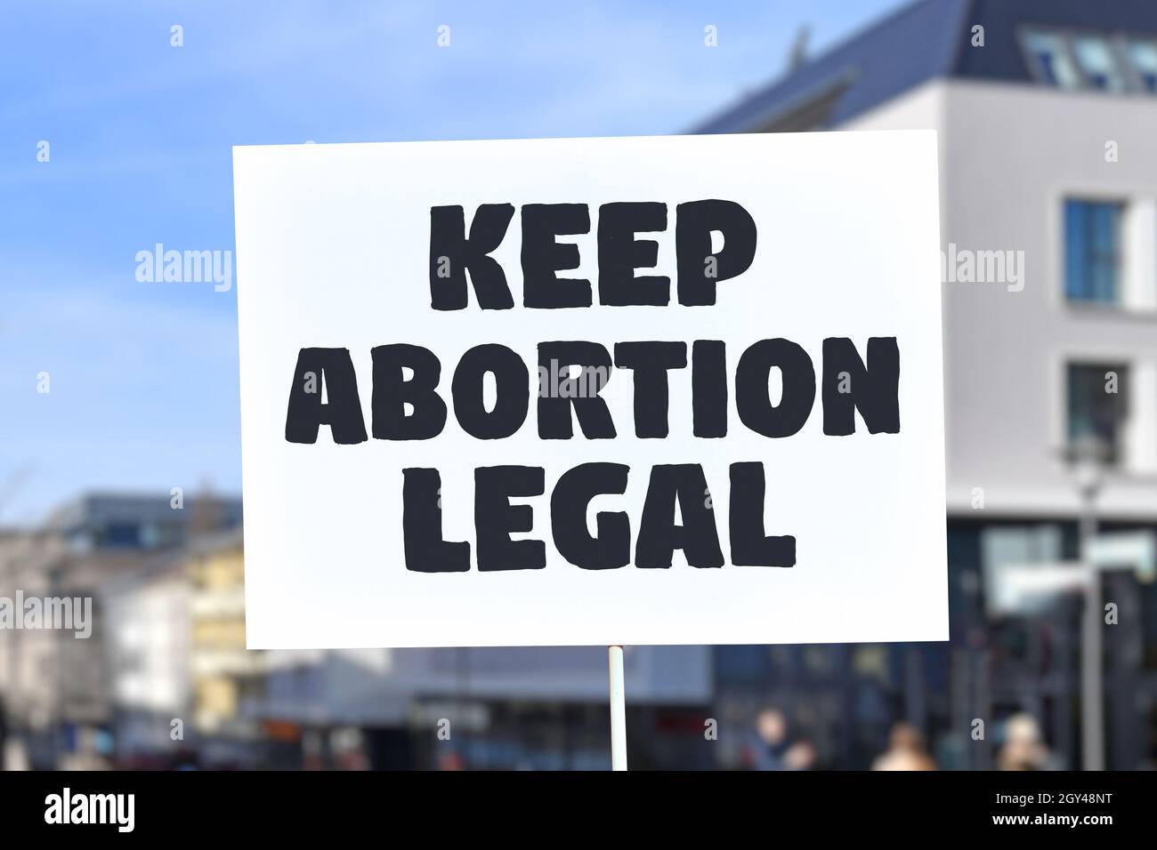 Maintenez le signe de protestation légale de manifestation d'avortement Banque D'Images