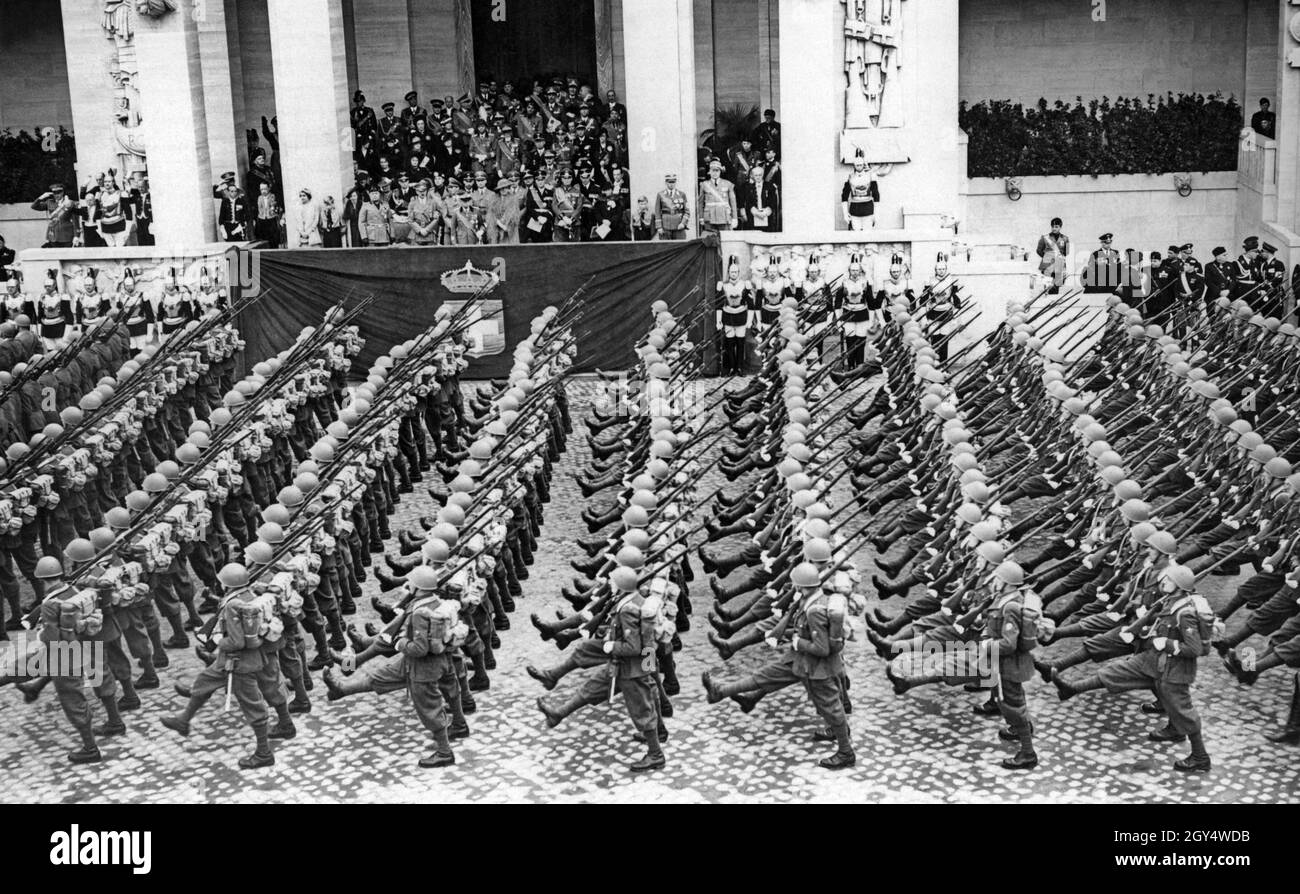 Benito Mussolini March Banque d'image et photos - Alamy