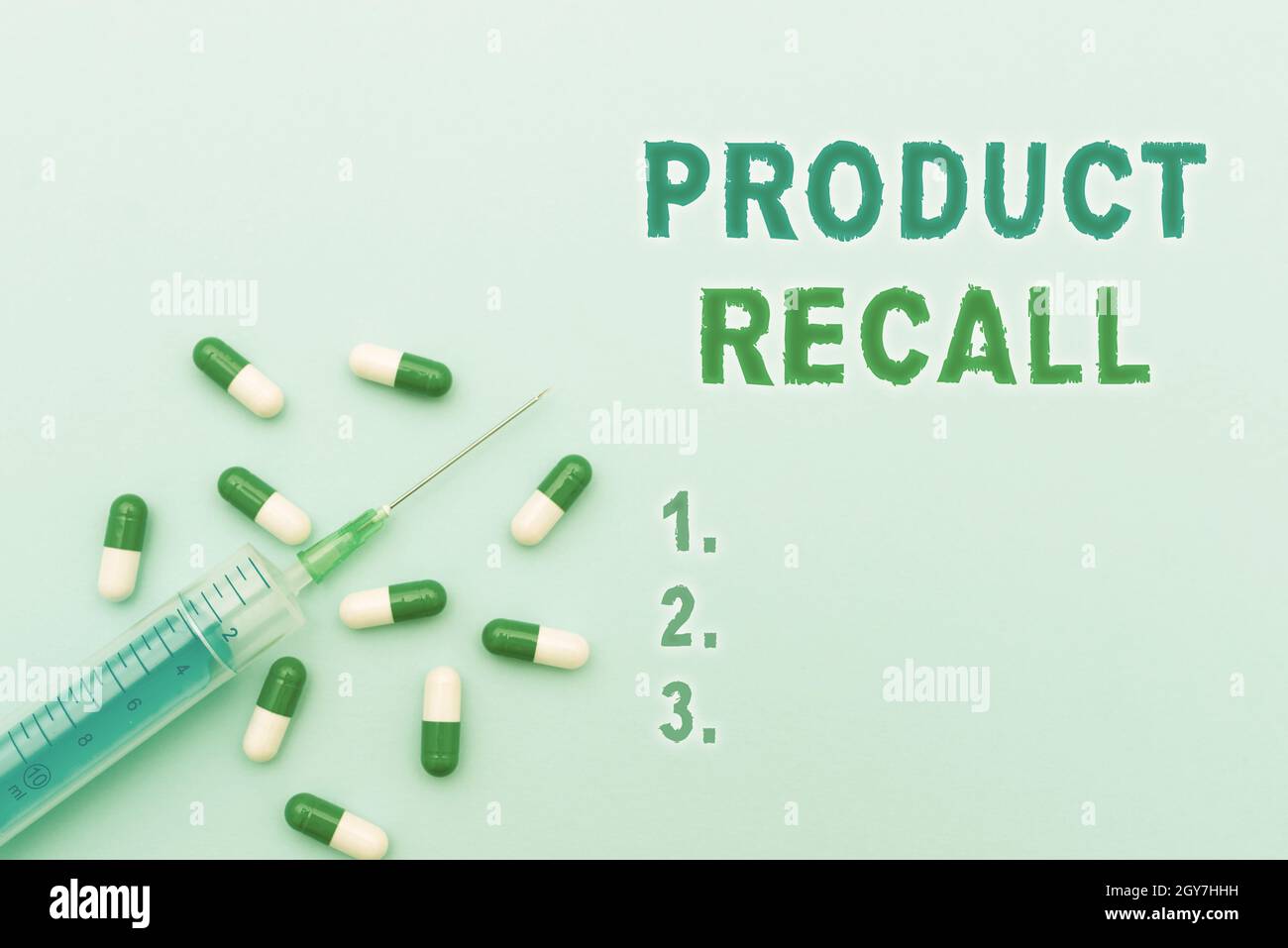 Rédaction afficher le texte Rappel de produit, demande de photo conceptuelle pour renvoyer les problèmes possibles de produit au marché médecine Vitamines prescrites et Banque D'Images