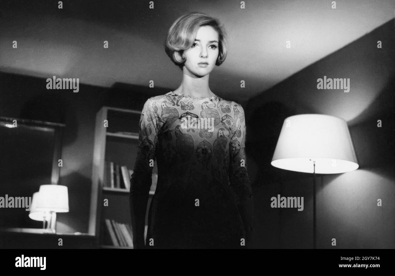 A nous deux, Paris !Année : 1966 France Directeur : Jean-Jacques Vierne Yori Bertin Banque D'Images