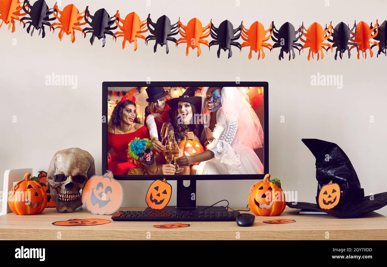 Halloween theme party Banque de photographies et d'images à haute  résolution - Alamy