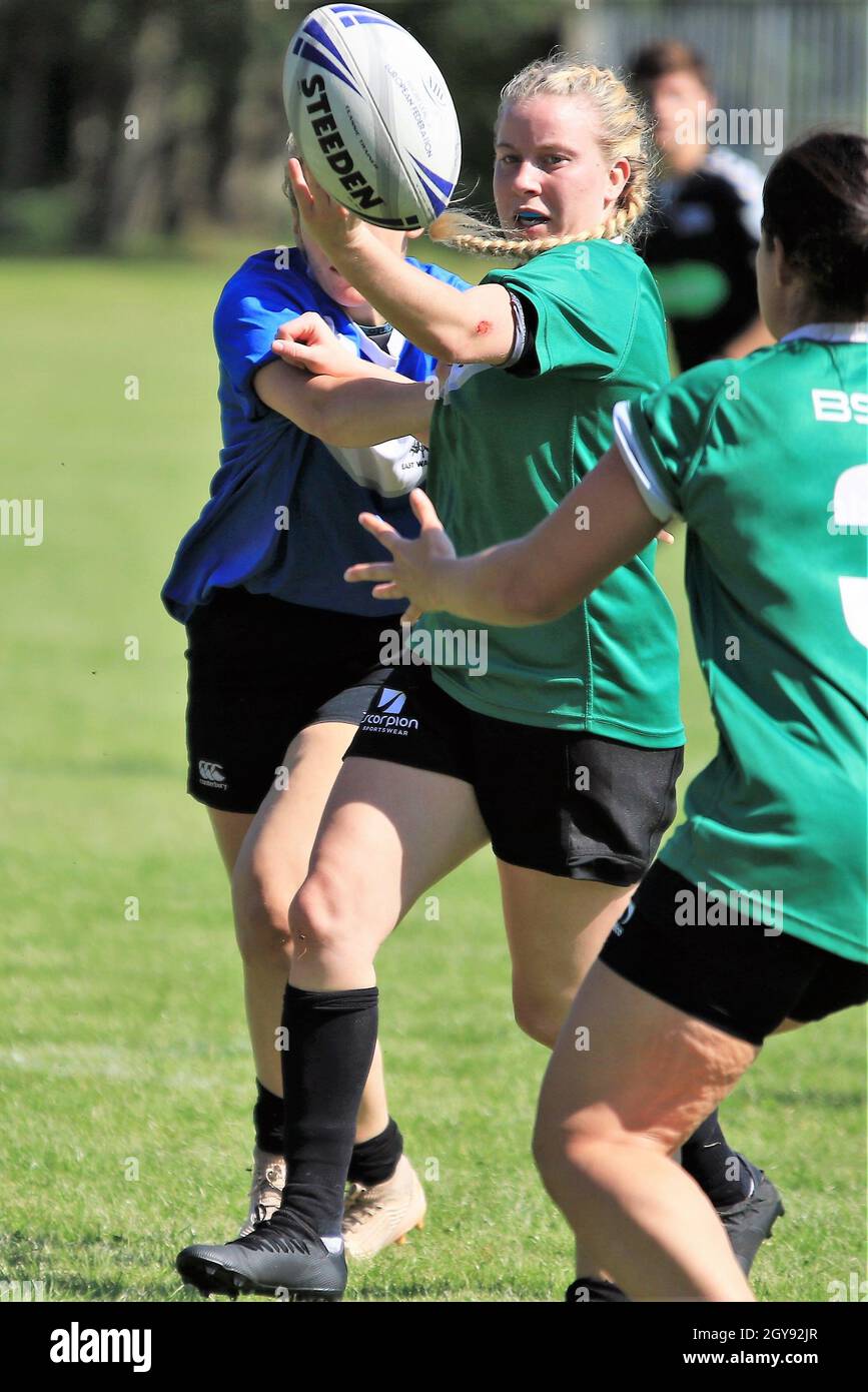 Leanne Burnell jouant pour la ligue de rugby de l'est du pays de Galles et de l'ouest du pays de Galles Banque D'Images