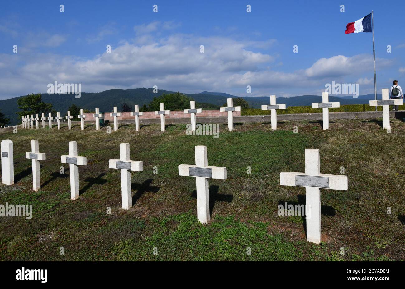 Le cimetière de guerre national de Sigolsheim en Alsace.Il contient les tombes de 1.494 soldats français qui sont tombés pendant la bataille de Banque D'Images