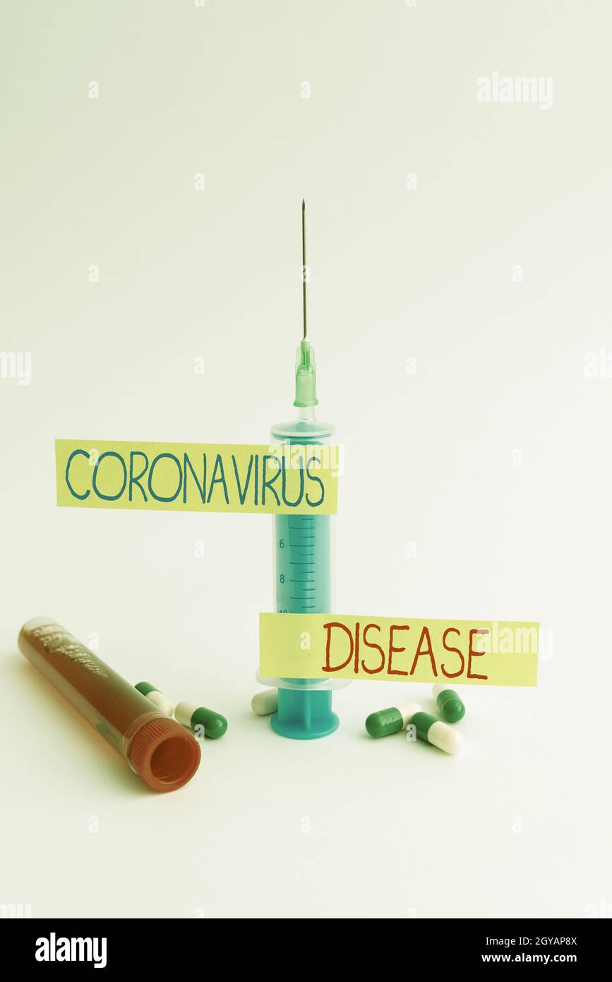 Affichage conceptuel coronavirus maladie, Internet concept défini comme maladie causée par un nouveau virus SARSCoV2 rédaction de notes médicales importantes Laborator Banque D'Images