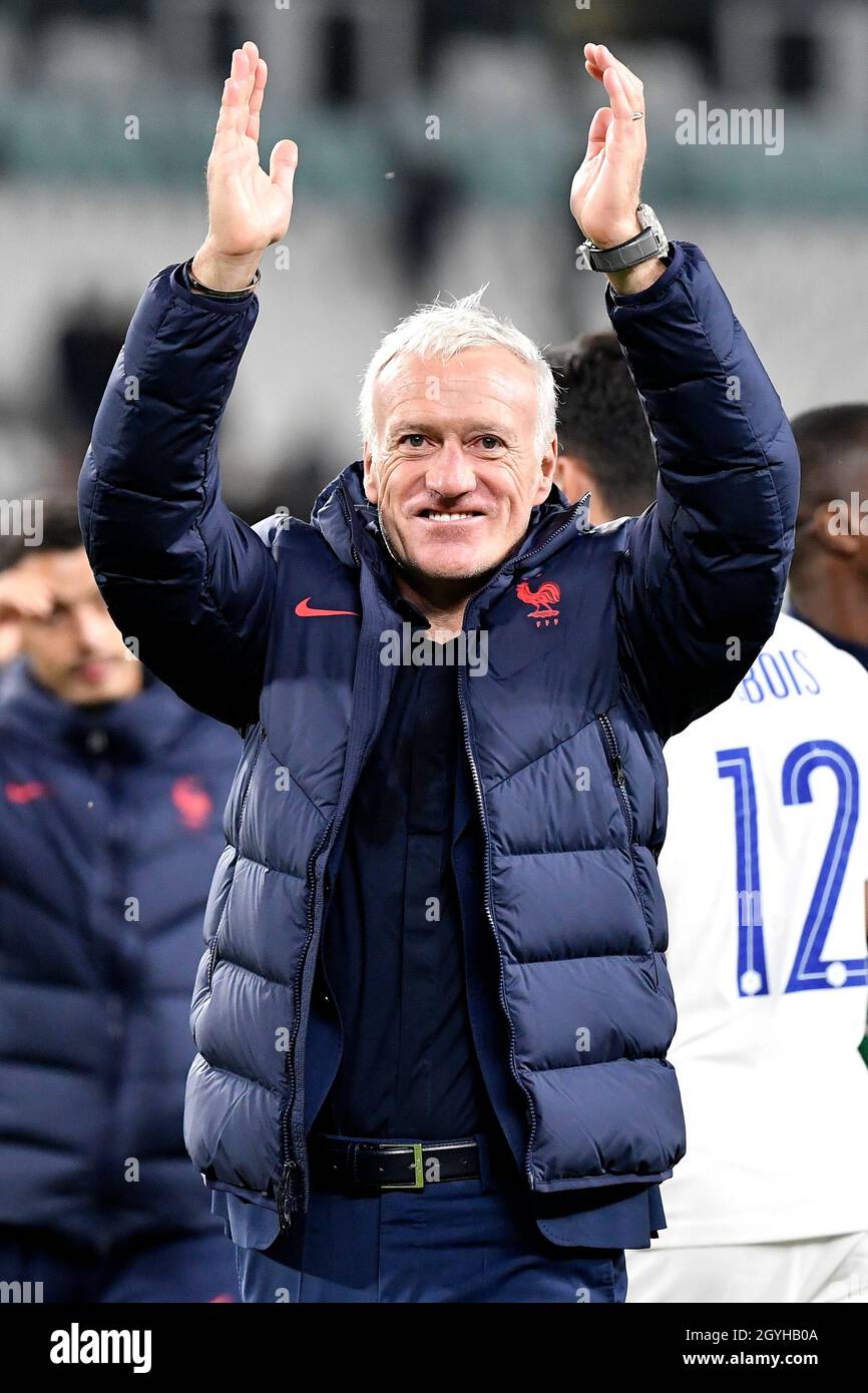 Turin, Italie.07e octobre 2021.L'entraîneur français Didier Deschamps célèbre à la fin du match de football semi-final de la Ligue des Nations de l'UEFA entre la Belgique et la France au stade Juventus de Turin (Italie), le 7 octobre 2021.Photo Andrea Staccioli/Insidefoto crédit: Insidefoto srl/Alamy Live News Banque D'Images
