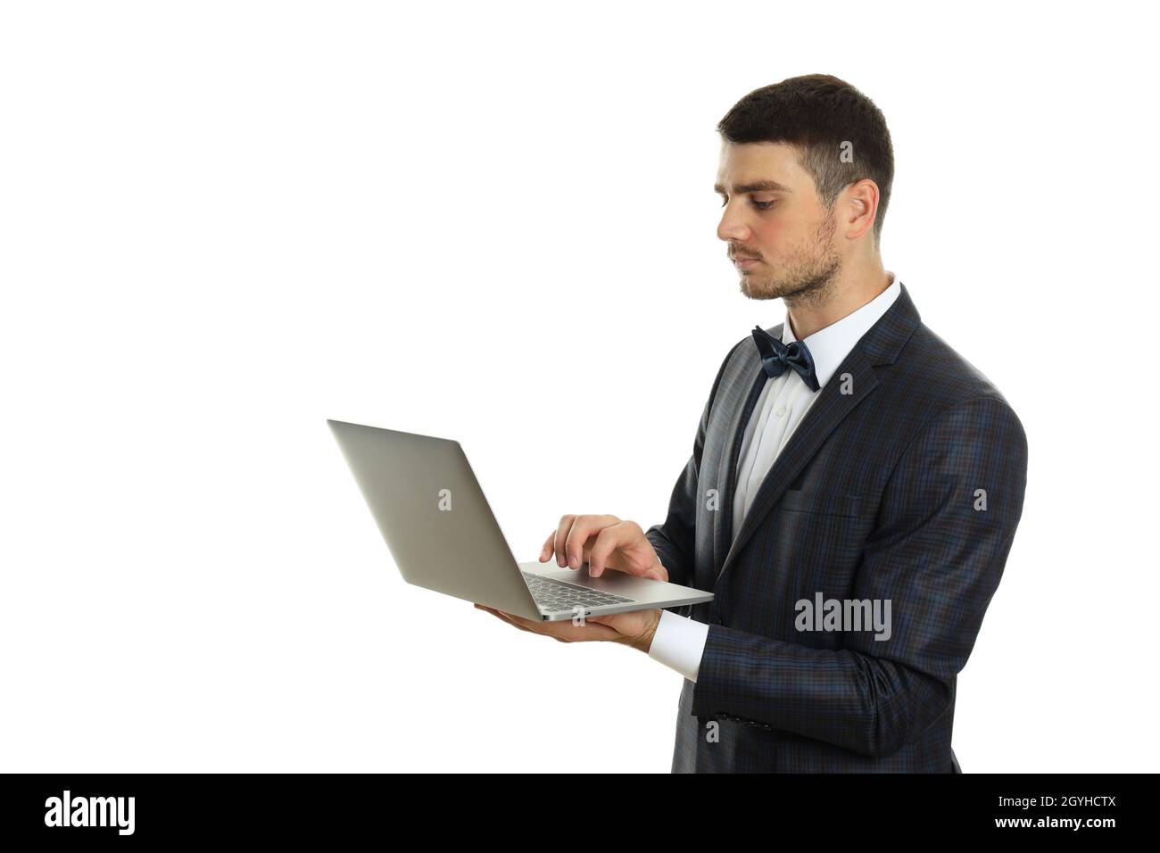 Homme d'affaires avec ordinateur portable isolé sur fond blanc. Banque D'Images