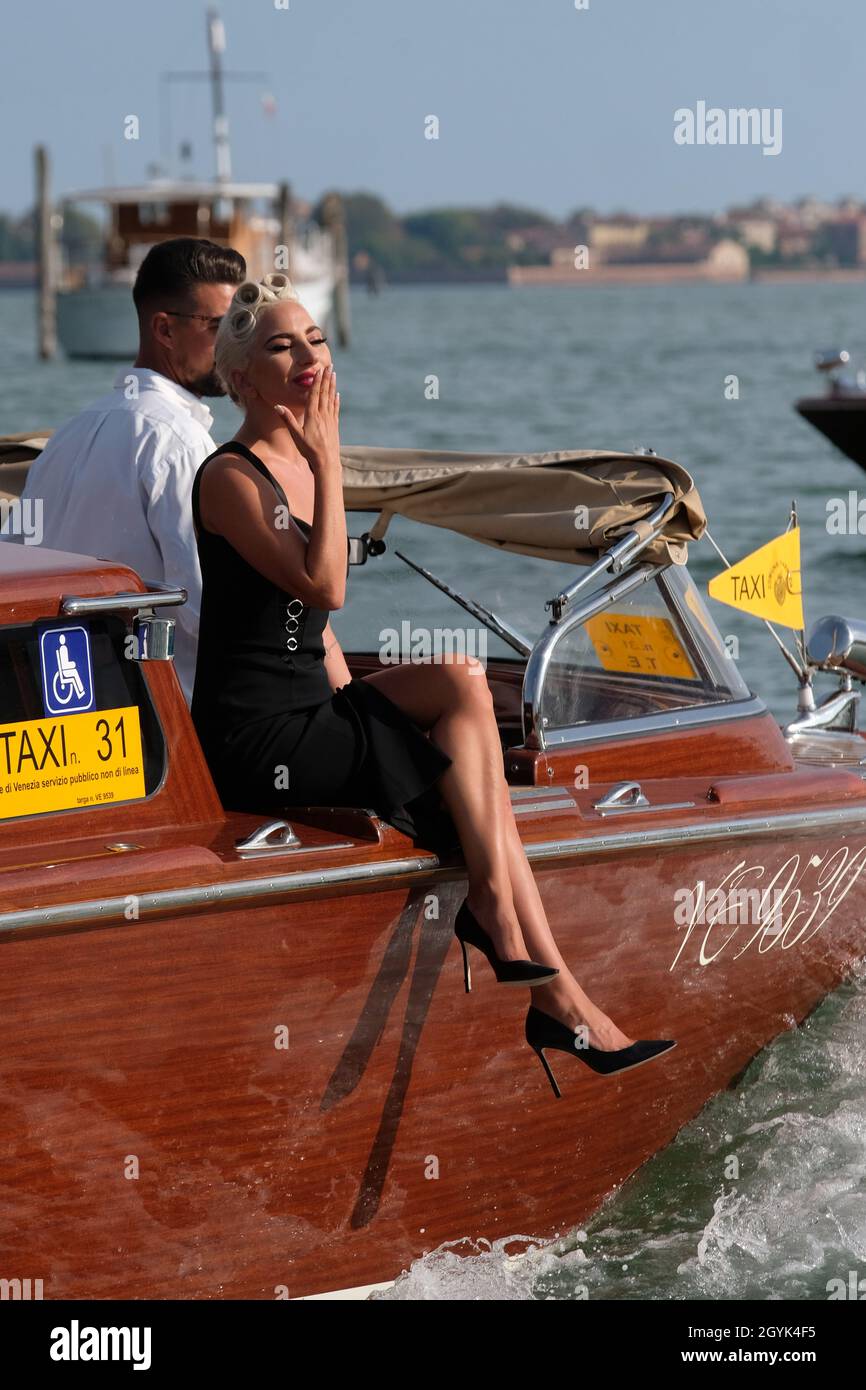 Lady Gaga est vue lors du 75e Festival du film de Venise le 30 août 2018 à Venise, Italie.(MVS) Banque D'Images