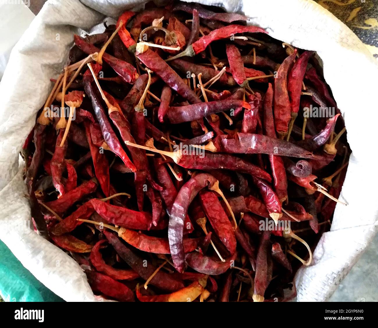 long piment rouge à l'épicerie Banque D'Images
