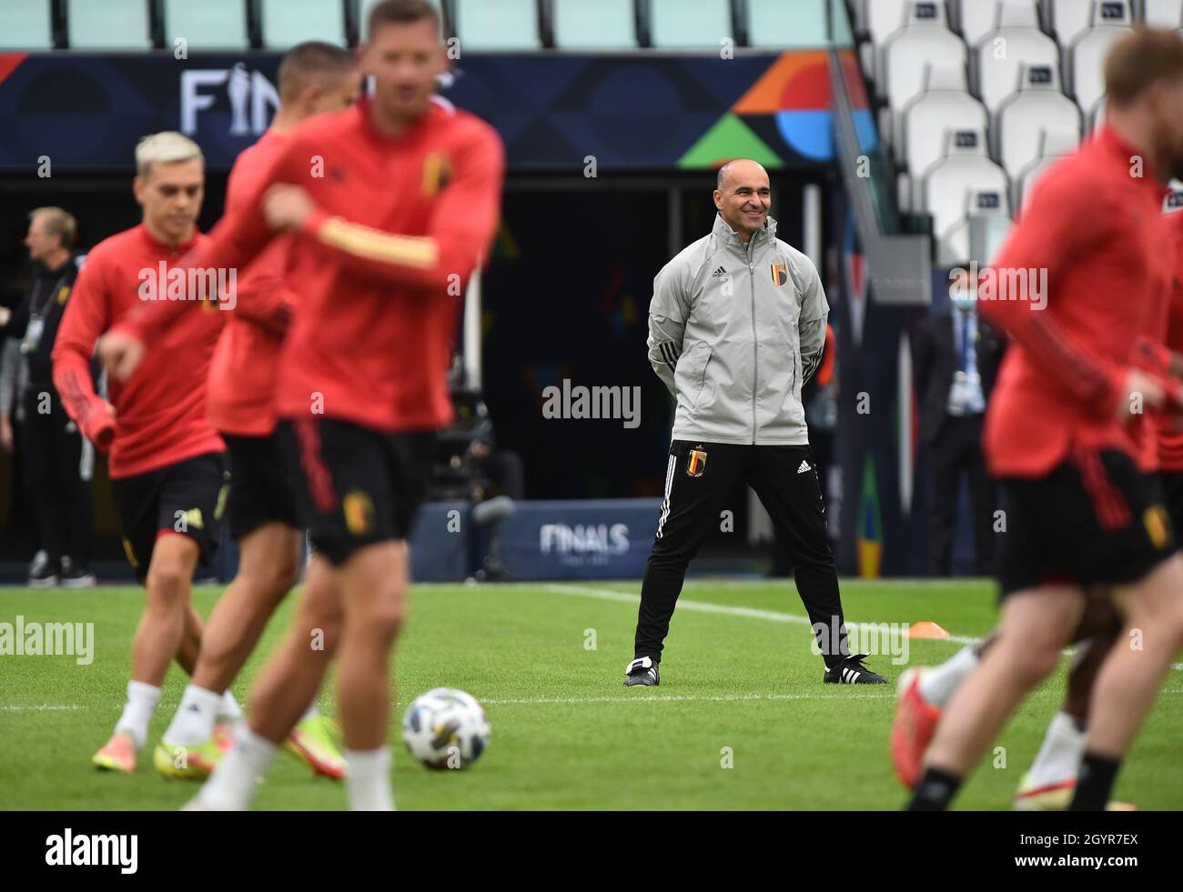 Football football - Ligue des Nations - troisième place Playoff - Belgique  entraînement - Turin, Italie - 9 octobre 2021 Belgique entraîneur Roberto  Martinez pendant la formation REUTERS/Massimo Pinca Photo Stock - Alamy