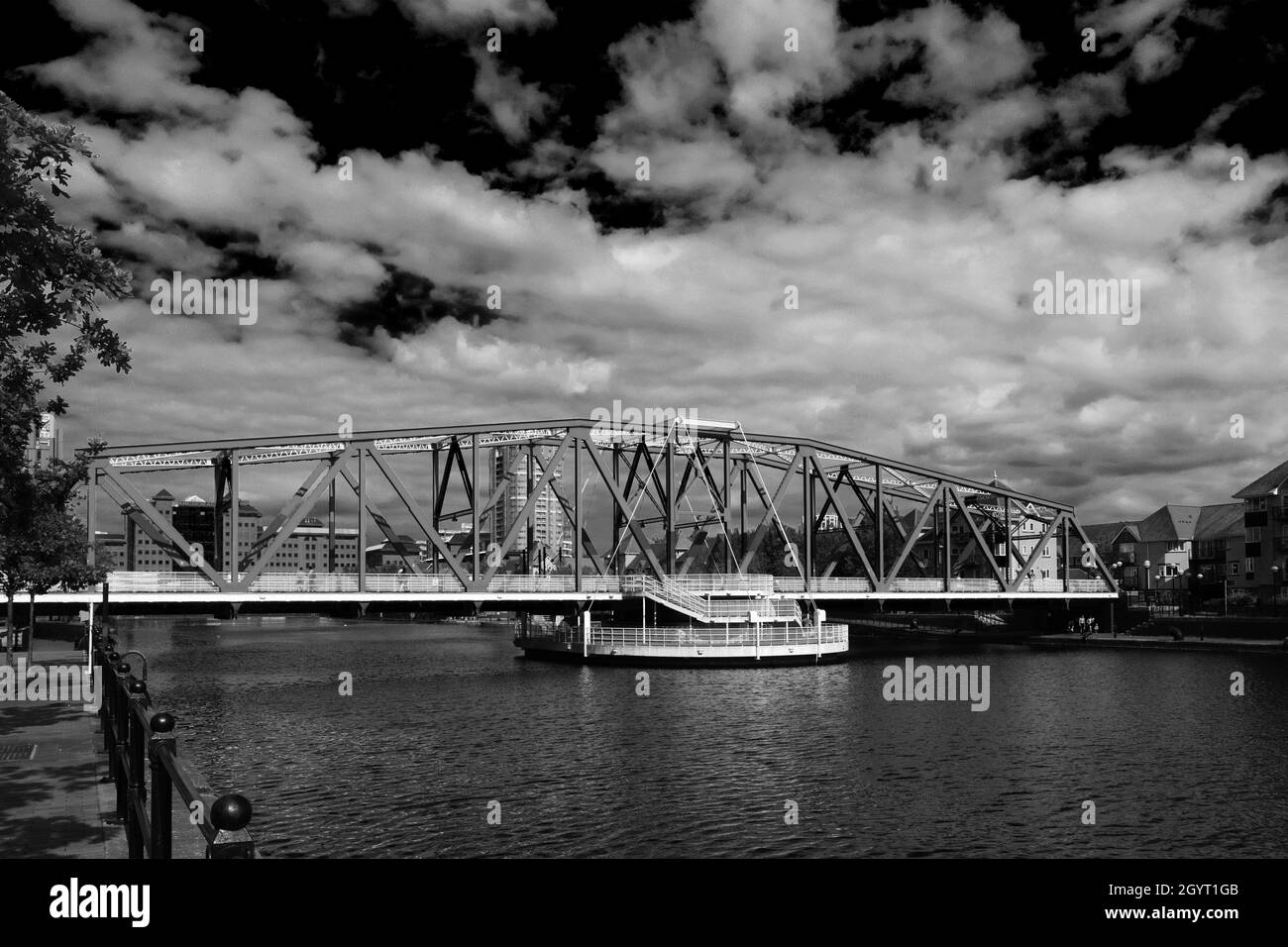 Le pont Detroit dans le bassin Érié, Salford Quays, Manchester, Lancashire, Angleterre,ROYAUME-UNI Banque D'Images