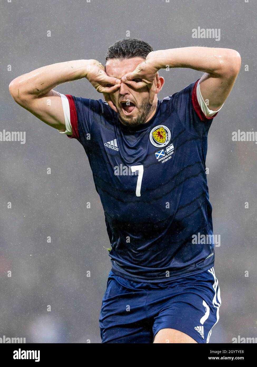 Hampden Park, Glasgow, Royaume-Uni.9 octobre 2021.Qualification de football de la coupe du monde de la FIFA, Ecosse contre Israël ; John McGinn fête ses scores pour 1-1 à la 29e minute de crédit : action plus Sports/Alamy Live News Banque D'Images