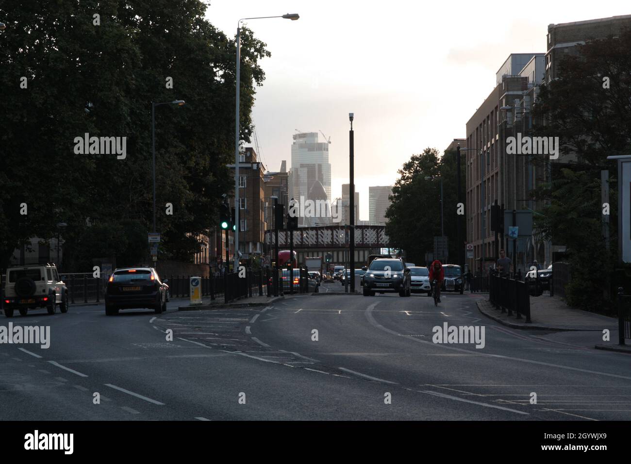 Horizon de la ville de Londres.Vue depuis commercial Road, East End Banque D'Images