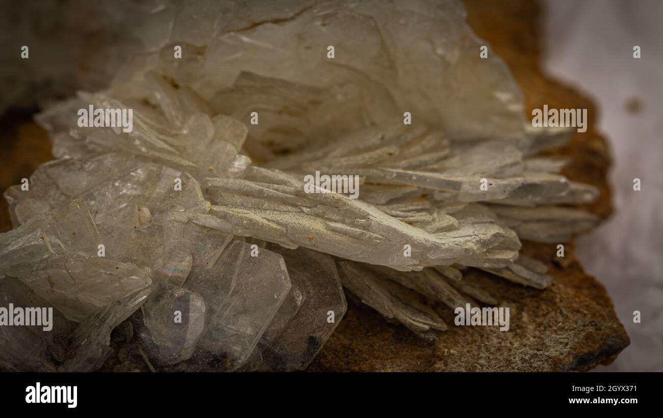 gros plan d'un spécimen de minéral à collectionner Banque D'Images