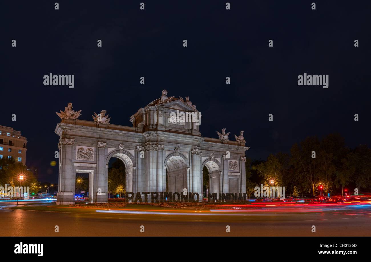 Photo de la Puerta de Alcala à Madrid en Espagne Banque D'Images