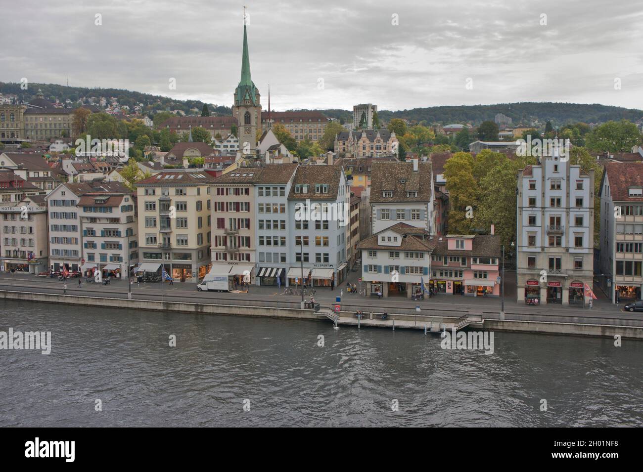 Zurich, vue sur la vieille ville au bord du lac, Suisse, Europe Banque D'Images