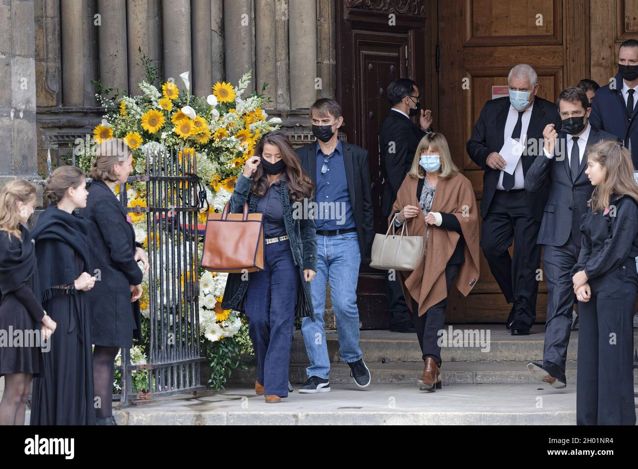 Paris, France.6 octobre 2021.Messe funéraire organisée à l'église Saint-Germain-des-Prés à Paris en hommage à Bernard Tapie le 6 octobre 2021. Banque D'Images