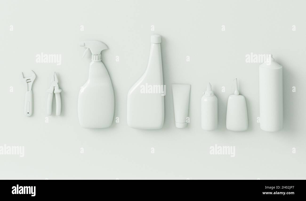 Enveloppe en plastique dans des flacons cosmétiques et en plastique sur fond blanc.Concept créatif composition de tri et de traitement des déchets et Terre, environnement Banque D'Images