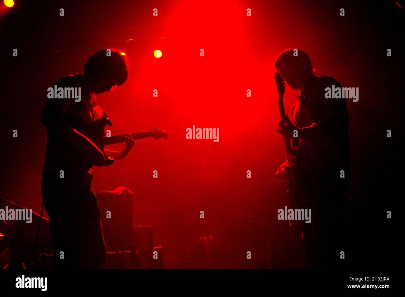 Milan Italie 2006-05-13 : concert en direct du groupe Arctic Monkeys aux Rolling Stones Banque D'Images Milan Italie 2006-05-13 : concert en direct du groupe Arctic Monkeys aux Rolling Stones Banque D'Images