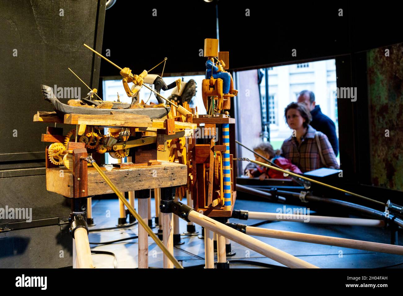 Automata carrousel par Geert Hautekiet au Festival International de Greenwich + Docklands, Greenwich, Londres, Royaume-Uni Banque D'Images