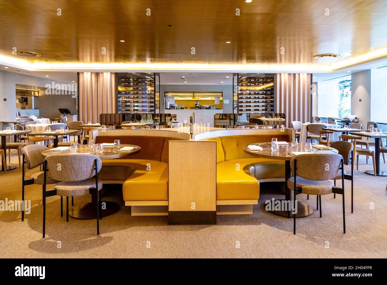 Intérieur du restaurant Piazza de l'Opéra Royal, Covent Graden, Londres, Royaume-Uni Banque D'Images