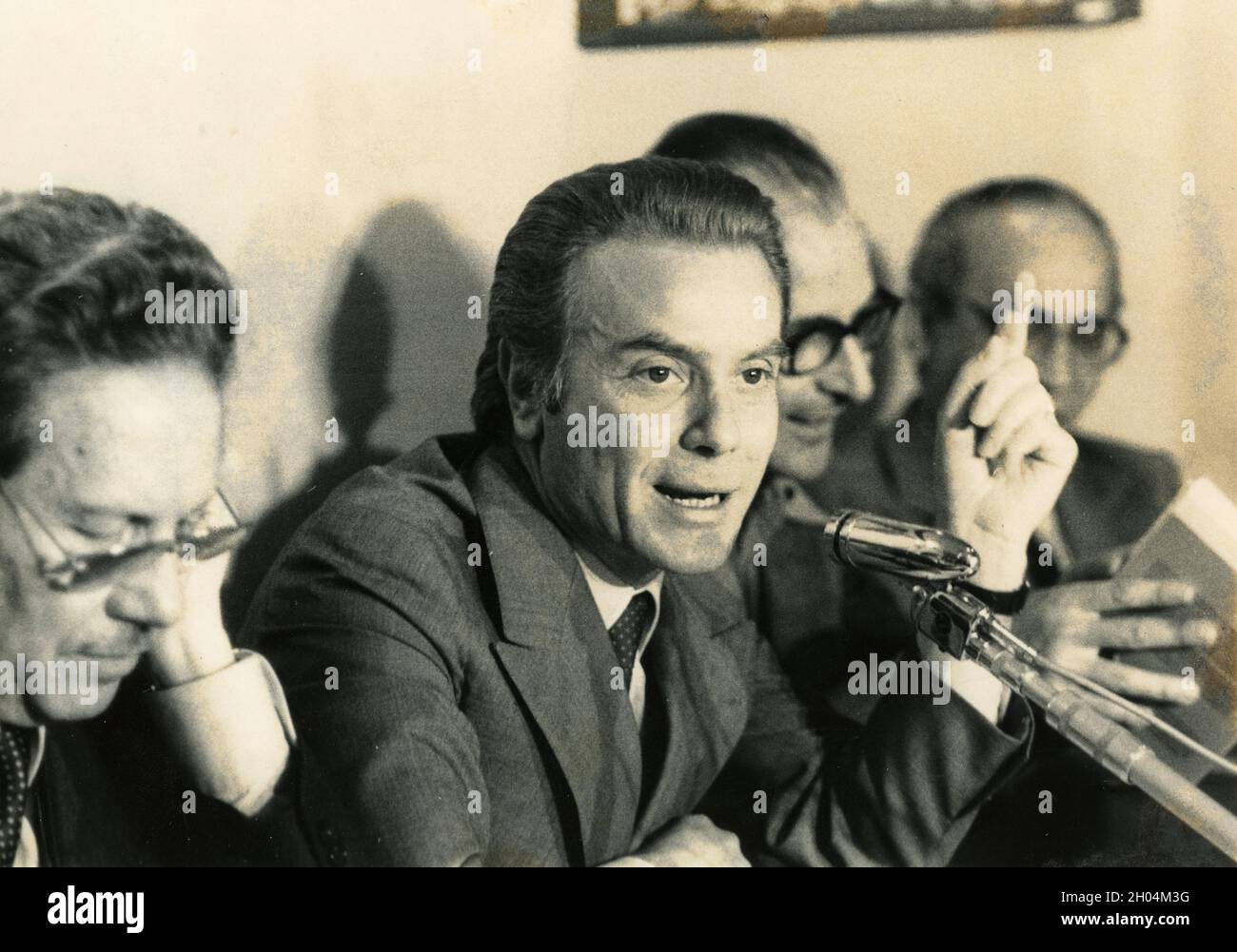 Homme politique et journaliste italien Gianni Letta, années 1980 Banque D'Images