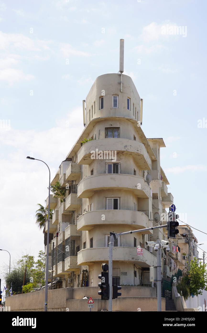 Maison Shimeon Levi, communément connue sous le nom de «bâtiment de hanche» par l'architecte Arieh Cohen 1934 au 48 rue Levanda, tel Aviv White City.La ville blanche fait référence à Banque D'Images