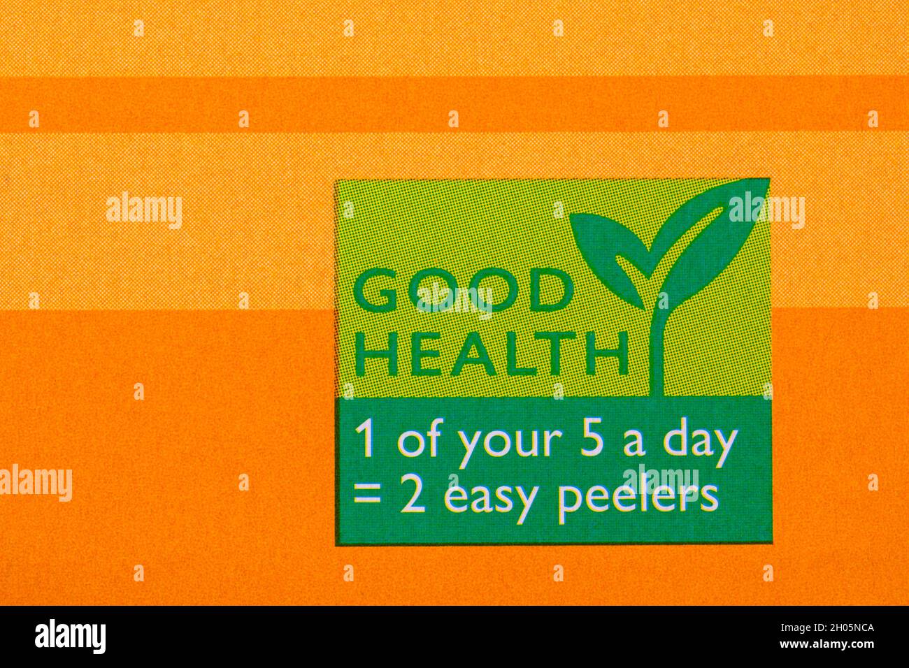 Bonne santé 1 de vos 5 par jour = 2 peelers faciles - détail sur boîte de fruits Peelers faciles Banque D'Images