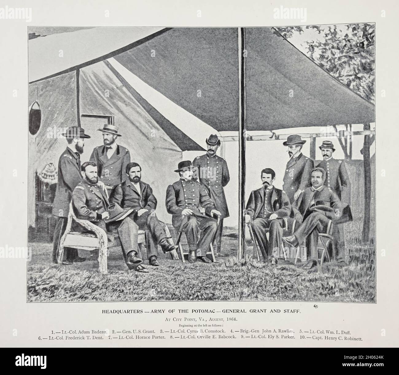 Armée du Potomac - général Grant and Staff à City point va, tiré de l'album American civil War Book and Grant : 'art immortelles' :Un portfolio de reproductions en demi-ton de photographies rares et coûteuses destinées à perpétuer la mémoire du général Ulysses S. Grant, représentant des scènes et des incidents liés à la guerre civile, publiés à Boston et à New York par W. H. Allen en 1894 Banque D'Images