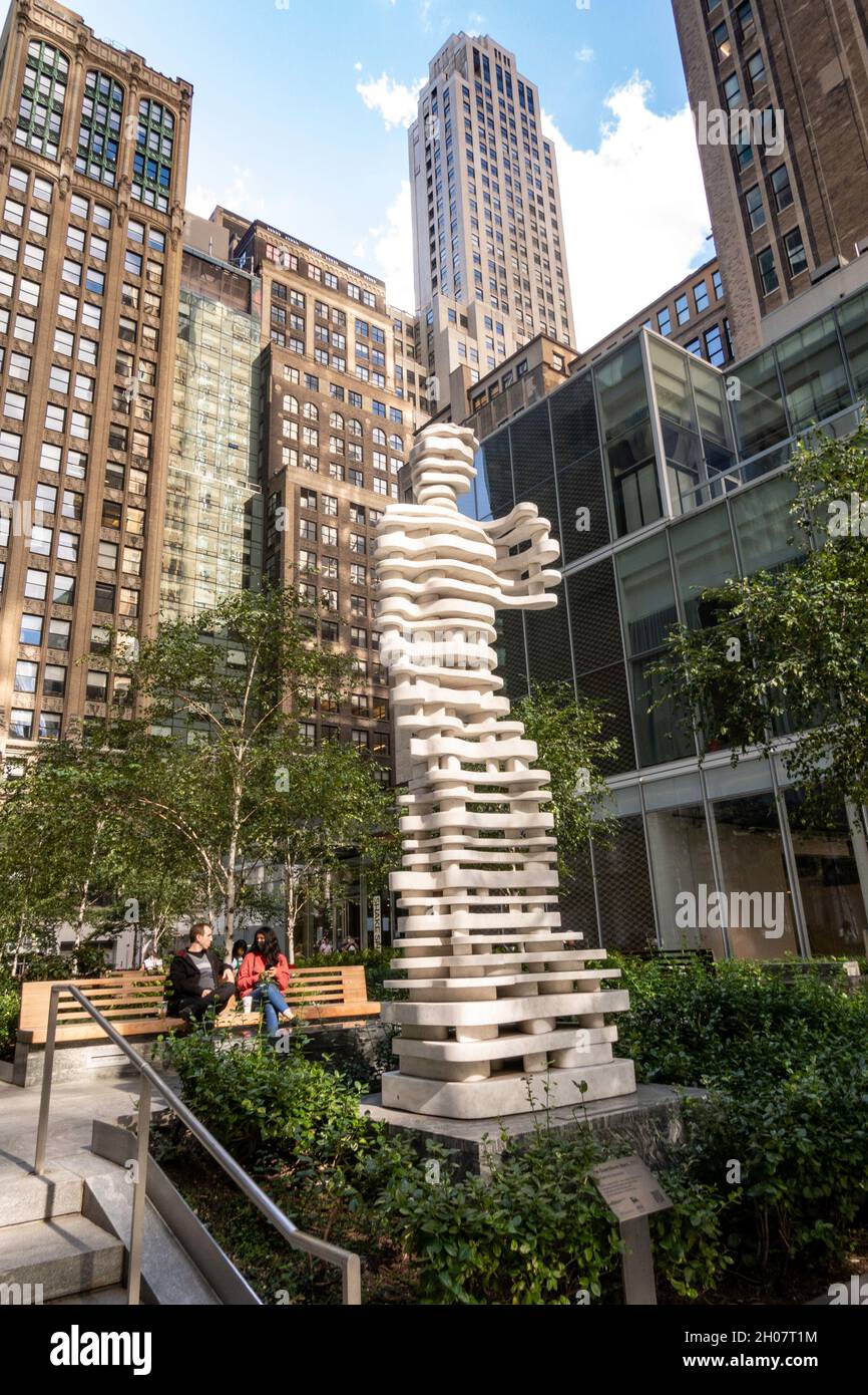 Statue, « The Guardians: Hero », New York, États-Unis Banque D'Images