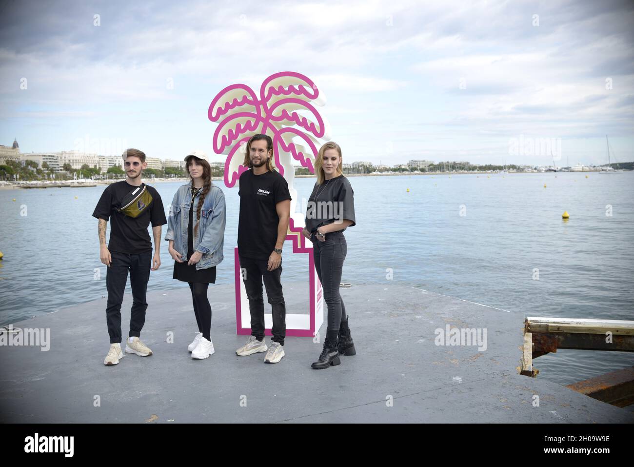 Contenu les créateurs assistent aux Canneseries 2021.Cannes, France.8 octobre FAMA © Fausto Marci Banque D'Images