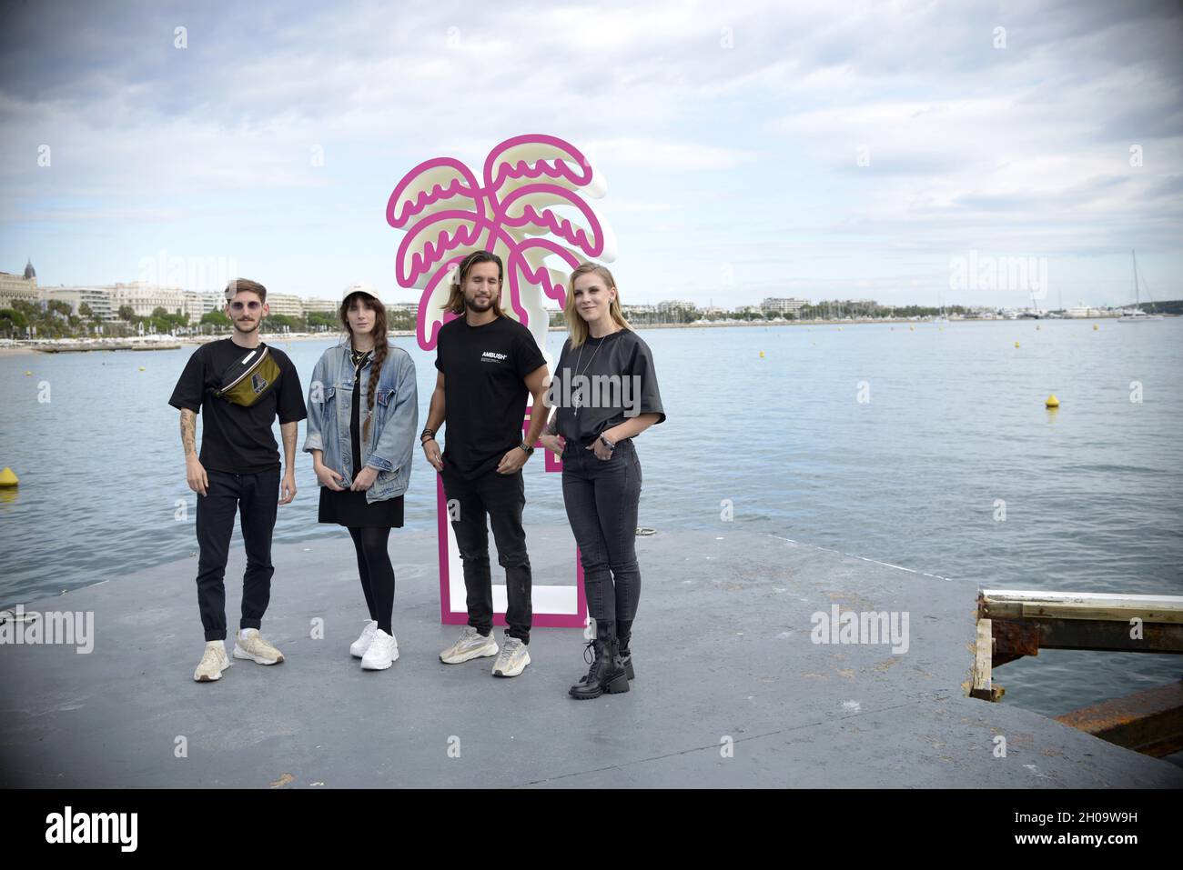 Contenu les créateurs assistent aux Canneseries 2021.Cannes, France.8 octobre FAMA © Fausto Marci Banque D'Images