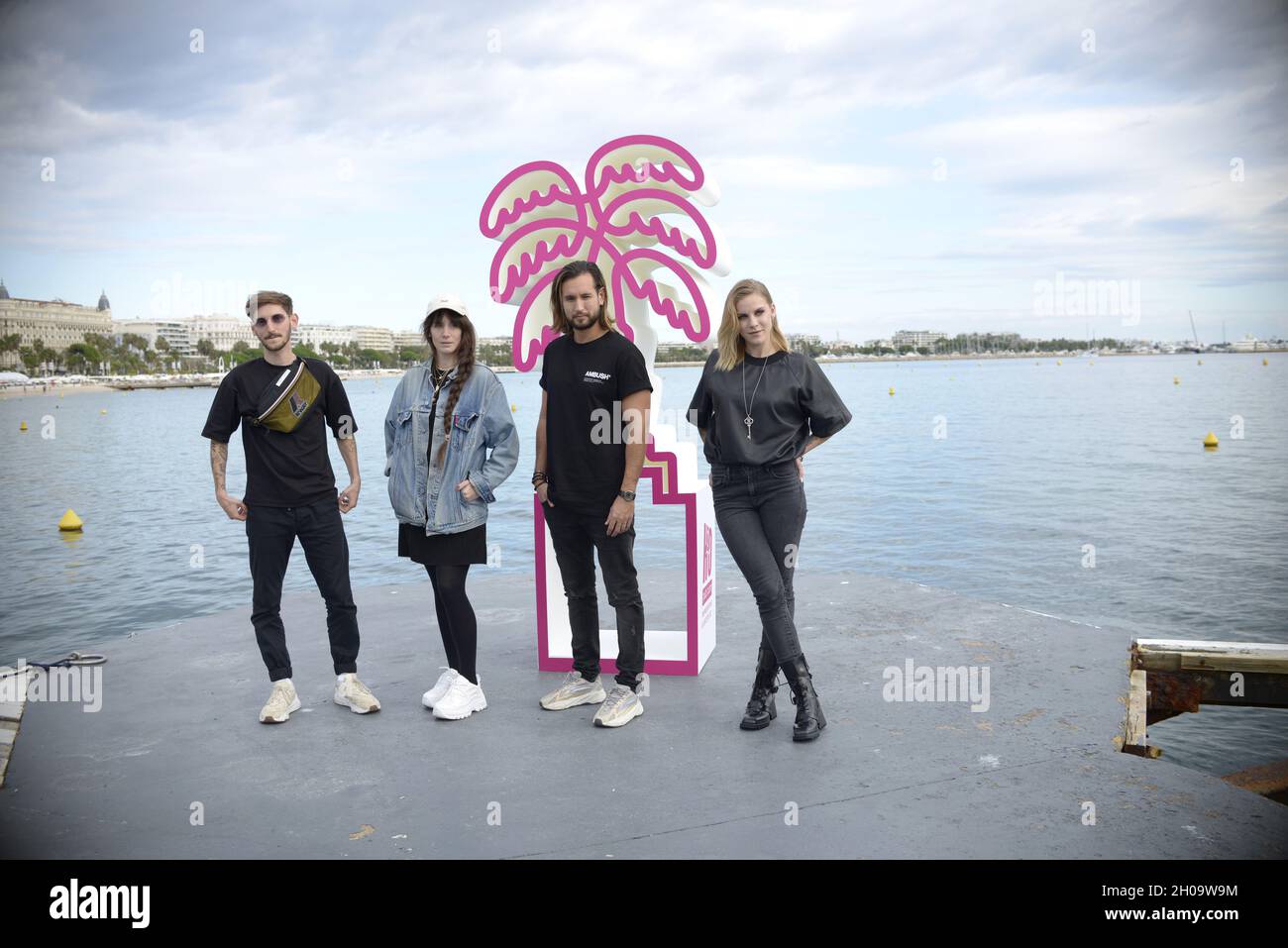 Contenu les créateurs assistent aux Canneseries 2021.Cannes, France.8 octobre FAMA © Fausto Marci Banque D'Images