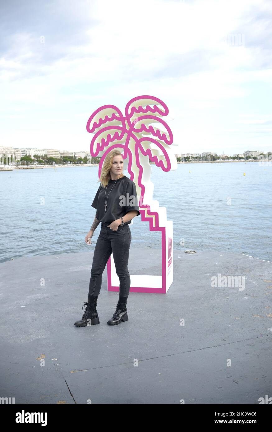 Contenu les créateurs assistent aux Canneseries 2021.Cannes, France.8 octobre FAMA © Fausto Marci Banque D'Images