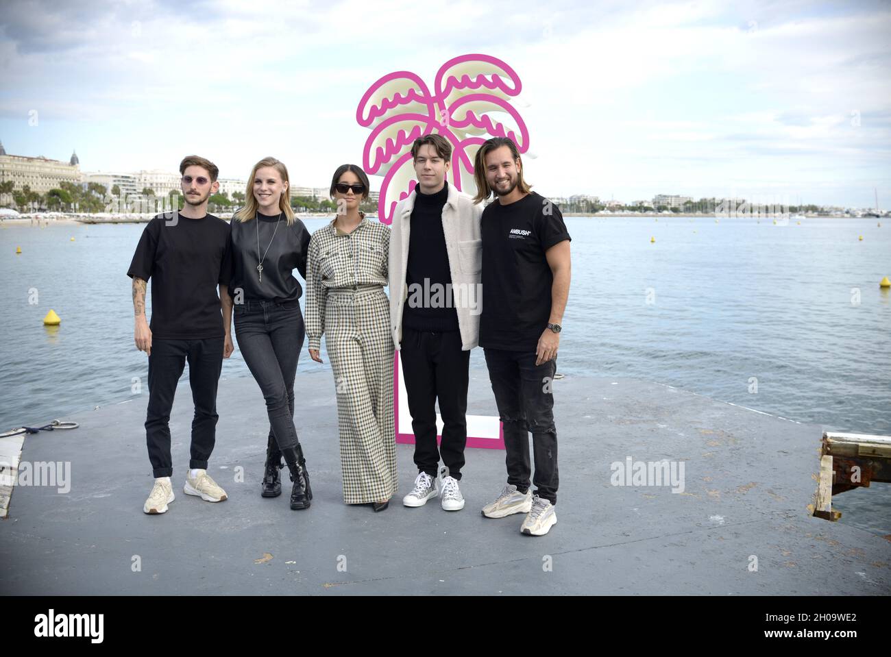 Contenu les créateurs assistent aux Canneseries 2021.Cannes, France.8 octobre FAMA © Fausto Marci Banque D'Images