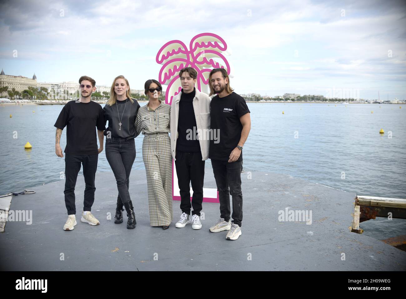 Contenu les créateurs assistent aux Canneseries 2021.Cannes, France.8 octobre FAMA © Fausto Marci Banque D'Images