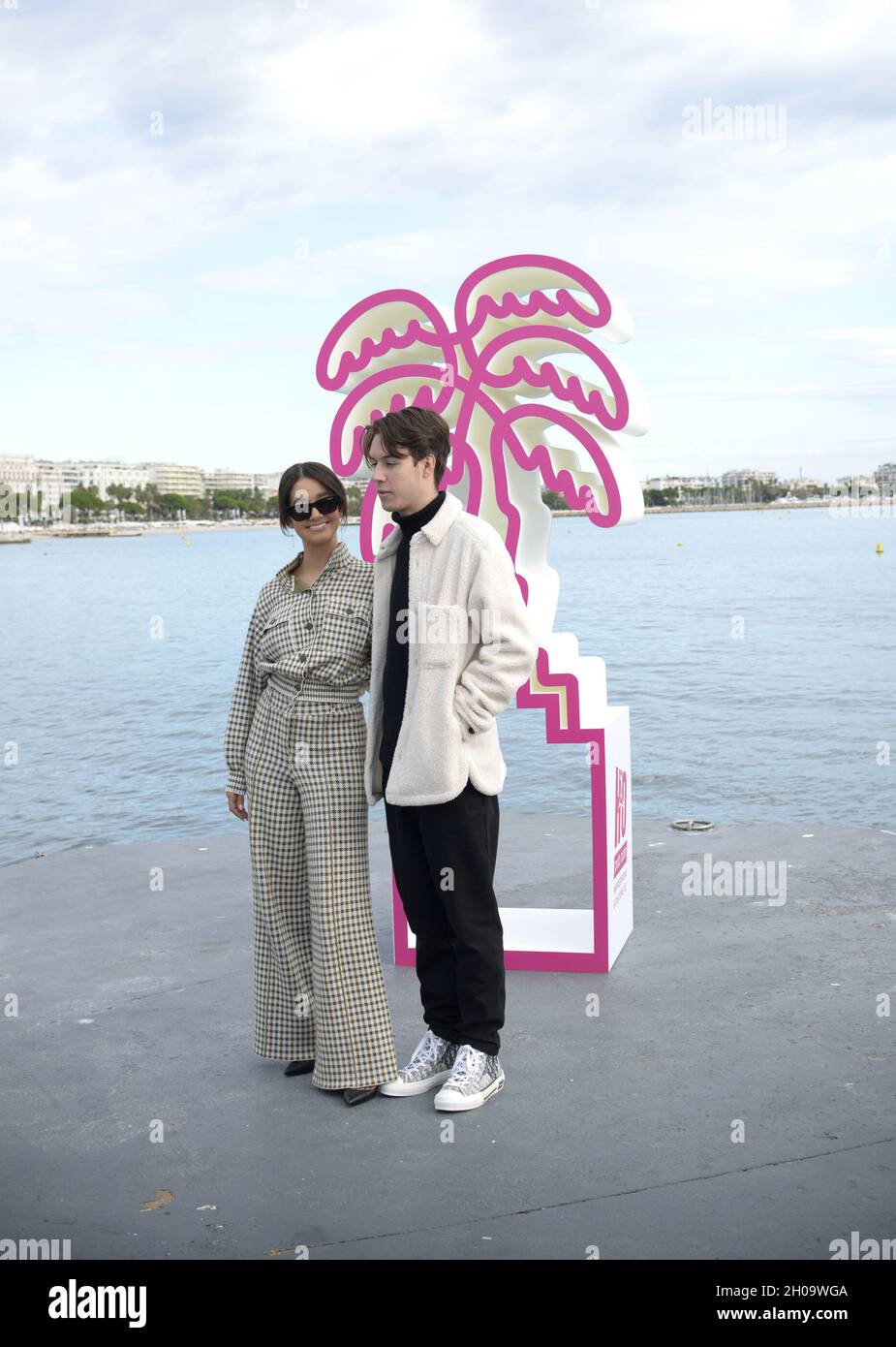 Contenu les créateurs assistent aux Canneseries 2021.Cannes, France.8 octobre FAMA © Fausto Marci Banque D'Images