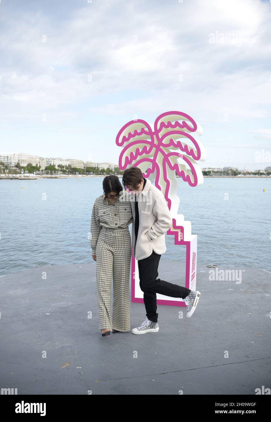 Contenu les créateurs assistent aux Canneseries 2021.Cannes, France.8 octobre FAMA © Fausto Marci Banque D'Images